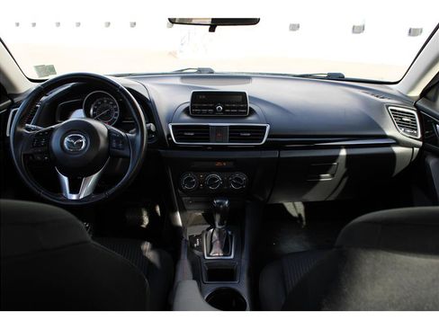 Used 2014 MAZDA MAZDA3 i Touring image 10