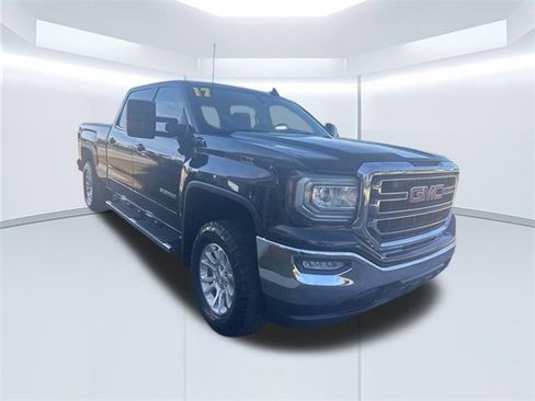 Used 2017 GMC Sierra 1500 SLE image 7