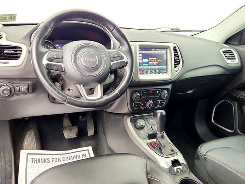 Used 2018 Jeep Compass Latitude w/ Popular Equipment Group AWD/4WD image 11
