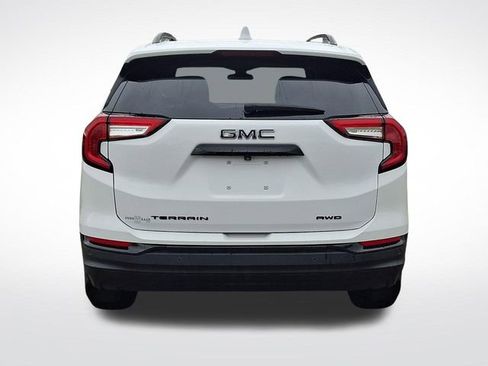 Used 2024 GMC Terrain SLT w/ Tech Package AWD/4WD image 5