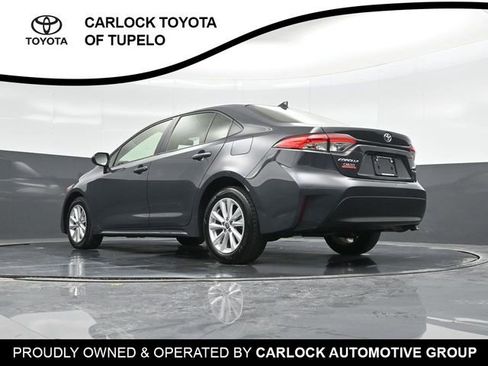 Used 2025 Toyota Corolla LE image 34