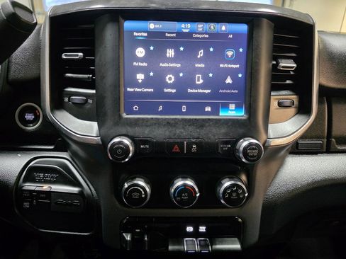 Used 2024 RAM 2500 Big Horn image 33