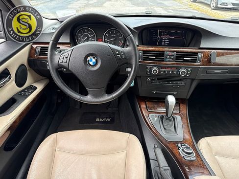 Used 2009 BMW 328i Sedan RWD image 18