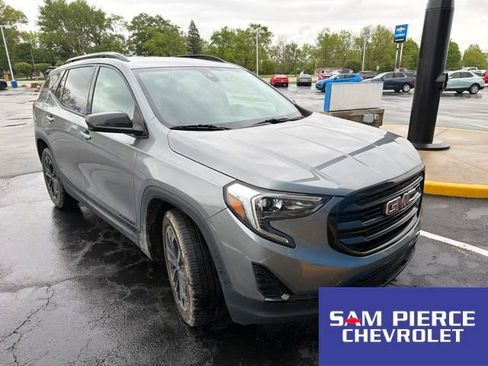 Used 2020 GMC Terrain SLE w/ Driver Convenience Package FWD image 1