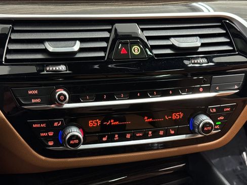 Certified 2023 BMW 530i w/ Convenience Package image 19