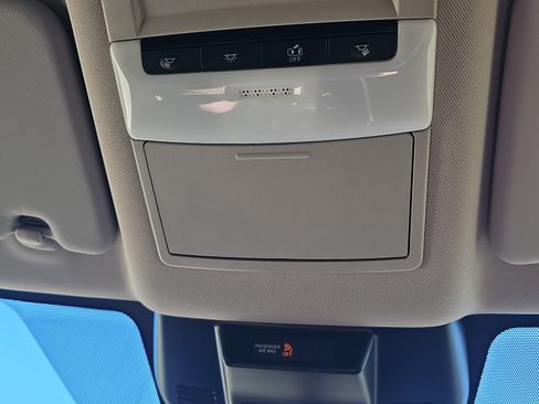 Used 2026 Nissan Rogue S FWD image 32