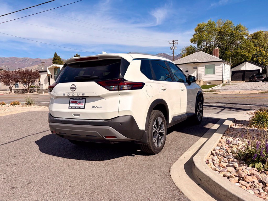 Used 2023 Nissan Rogue SV w/ SV Premium B Package AWD/4WD image 5