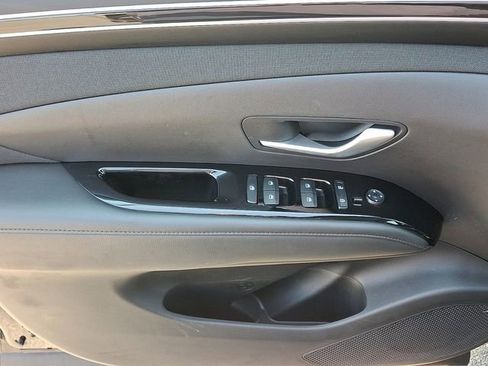 Used 2023 Hyundai Tucson Limited AWD/4WD image 12
