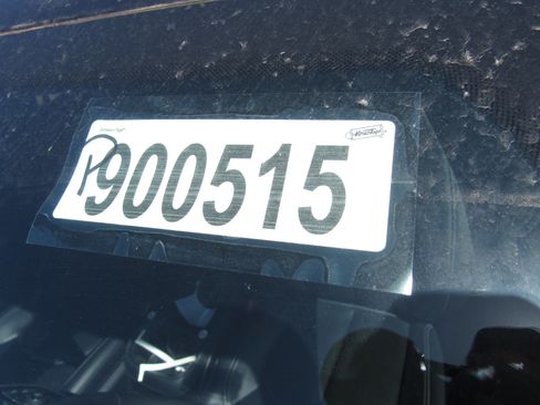 Used 2025 Chrysler Pacifica Select FWD image 7