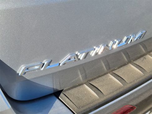 Used 2025 Ford Explorer Platinum w/ Ultimate Package image 6