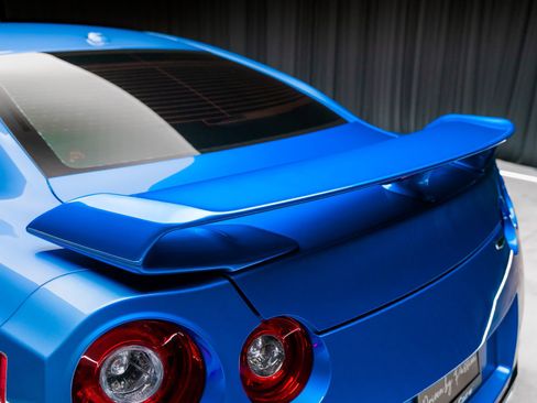 Used 2020 Nissan GT-R Premium AWD/4WD image 35