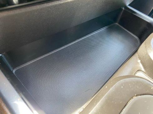 Used 2022 Chevrolet Silverado 1500 High Country w/ High Country Premium Package image 25