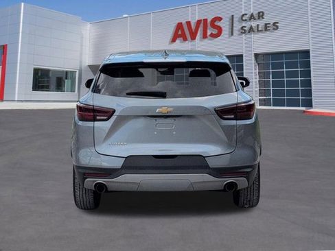 Used 2025 Chevrolet Blazer LT FWD image 7