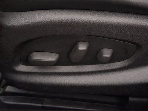 Used 2013 Cadillac ATS Performance w/ Cold Weather Package image 29