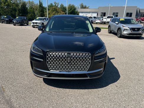 Used 2024 Lincoln Corsair AWD w/ Equipment Group 101A image 2
