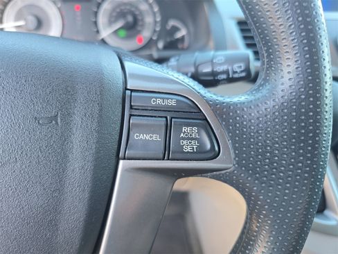 Used 2014 Honda Odyssey EX image 22