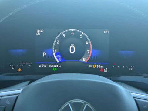 Used 2022 Volkswagen Taos SE FWD image 24