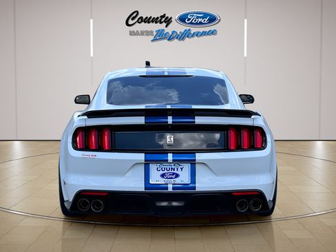 Used 2017 Ford Mustang Shelby GT350 w/ Electronics Package RWD image 4