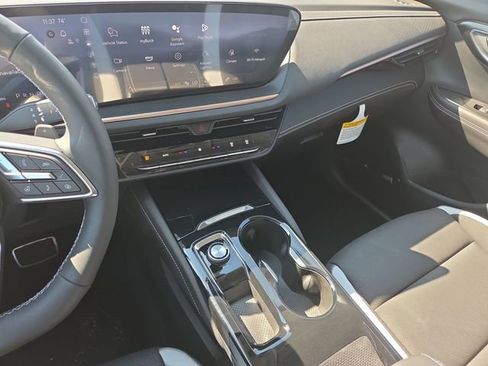 New 2025 Buick Envision Sport Touring image 13