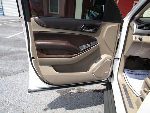 Used 2017 Chevrolet Tahoe LT w/ Texas Edition Package RWD image 17