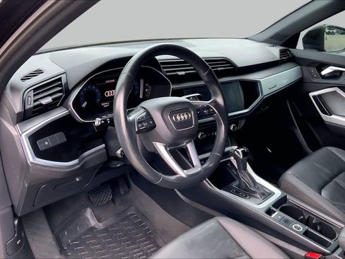 Used 2021 Audi Q3 2.0T Premium w/ Convenience Package AWD/4WD image 14