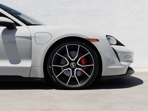Certified 2023 Porsche Taycan 4S AWD/4WD image 11