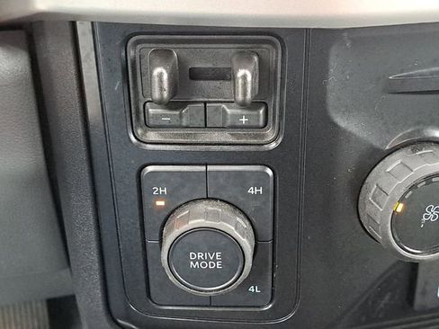 Certified 2025 Ford F250 XLT AWD/4WD image 26