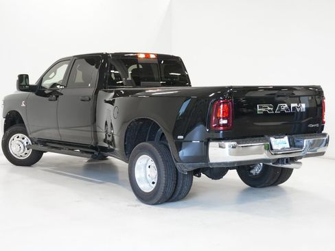 New 2026 RAM 3500 Tradesman AWD/4WD image 9