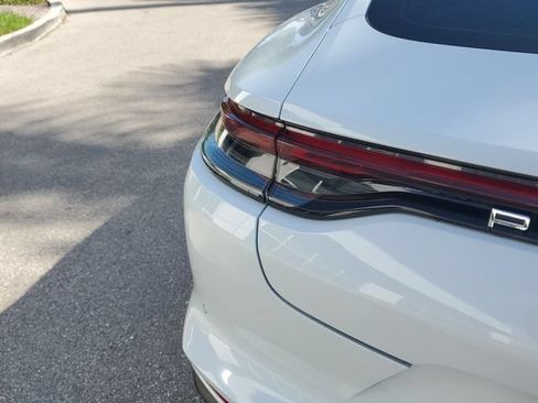 Used 2023 Porsche Panamera RWD image 27