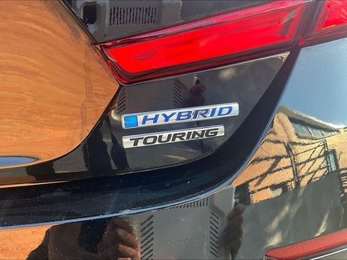 Used 2021 Honda Accord Touring image 41