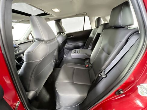 Used 2022 Toyota Corolla Cross XLE w/ Convenience Package image 24