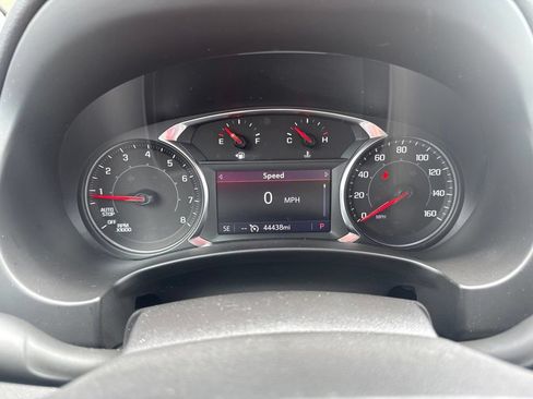 Used 2023 GMC Terrain SLT AWD/4WD image 19