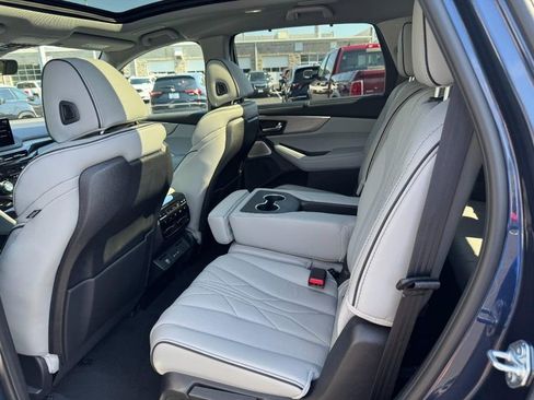 Used 2026 Acura MDX SH-AWD w/ Advance Package image 13