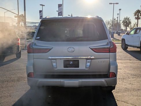 Used 2016 Lexus LX 570 4WD image 7