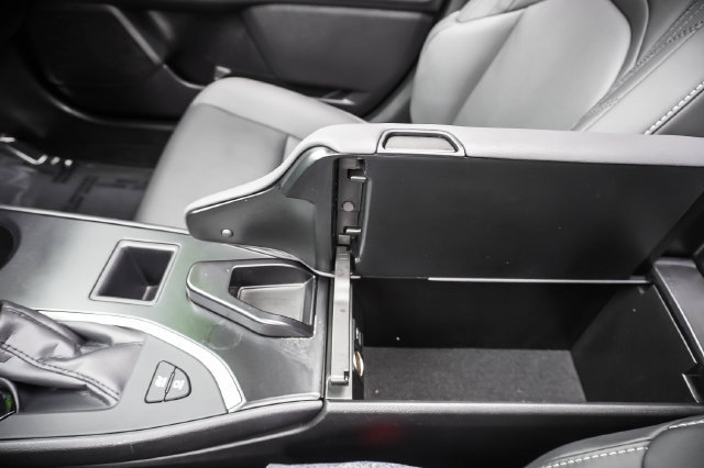 Used 2024 Lexus UX 250h FWD image 16