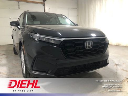 Used 2024 Honda CR-V EX image 1