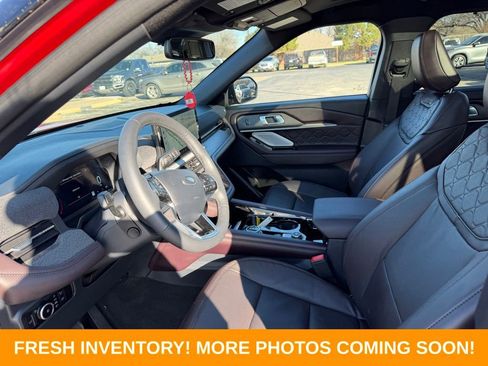 Used 2025 Ford Explorer Platinum w/ Ultimate Package image 8