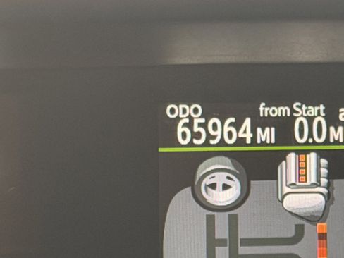 Used 2015 Toyota Prius C Four image 9