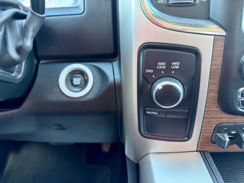 Used 2018 RAM 3500 Laramie image 22