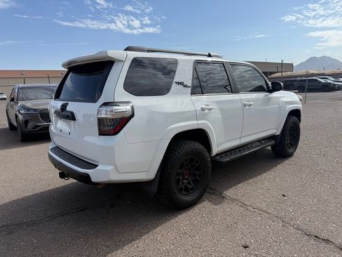 Used 2022 Toyota 4Runner TRD Off-Road Premium AWD/4WD image 5