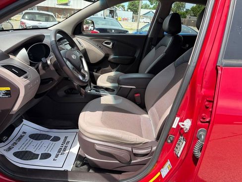 Used 2013 Hyundai Tucson GLS FWD image 13