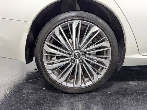 Used 2023 Nissan Altima 2.5 SL AWD/4WD image 8