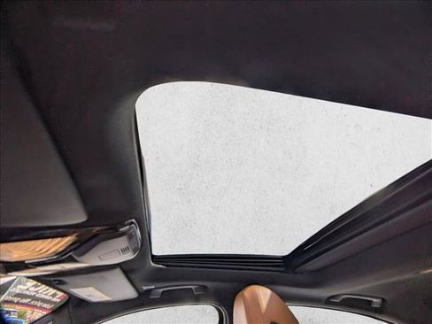 Used 2025 BMW 330i Sedan RWD image 16