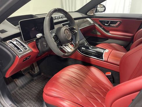 Used 2024 Mercedes-Benz S 63 AMG S image 21