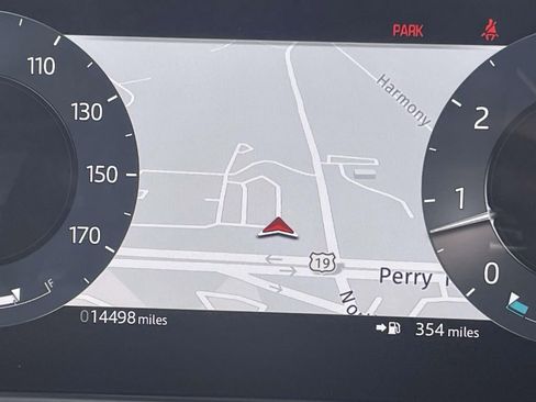 Used 2025 Land Rover Range Rover Velar S image 34