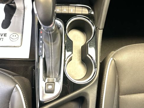 Certified 2024 Buick Encore GX Avenir image 23