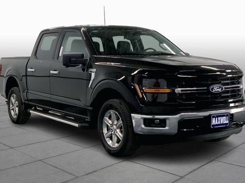 Used 2024 Ford F150 XLT image 3