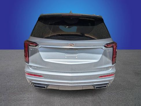 Certified 2024 Cadillac XT6 Premium Luxury image 3