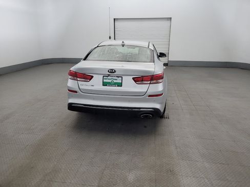 Used 2020 Kia Optima LX FWD image 7