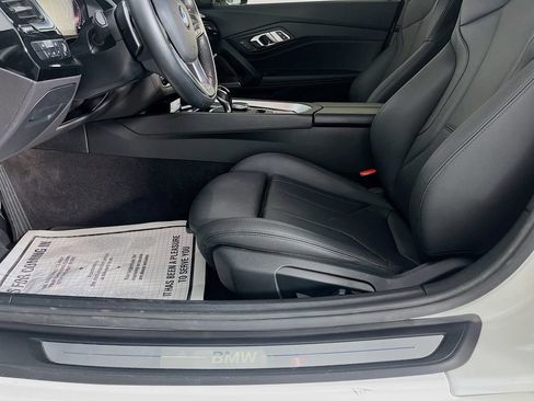 Used 2020 BMW Z4 sDrive30i w/ Premium Package RWD image 27
